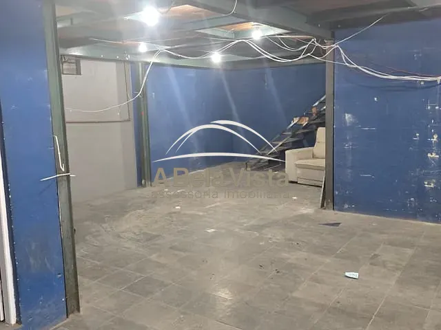 Ponto com 350m², para alugar, no bairro Santo Antônio em Osasco