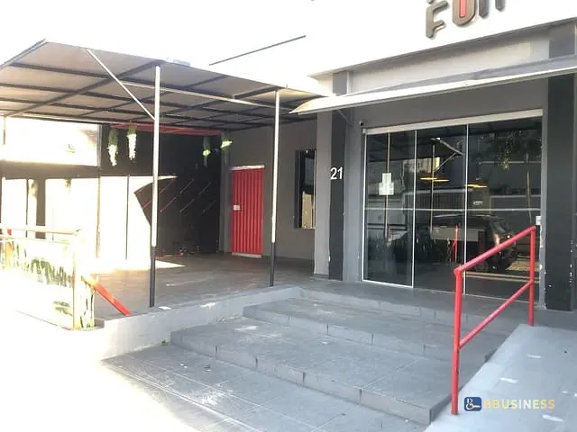 Ponto com 420m², à venda ou para alugar, no bairro Parque Tamandaré em Campos dos Goytacazes