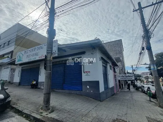 Ponto com 132m², para alugar, no bairro Centro em Poços de Caldas
