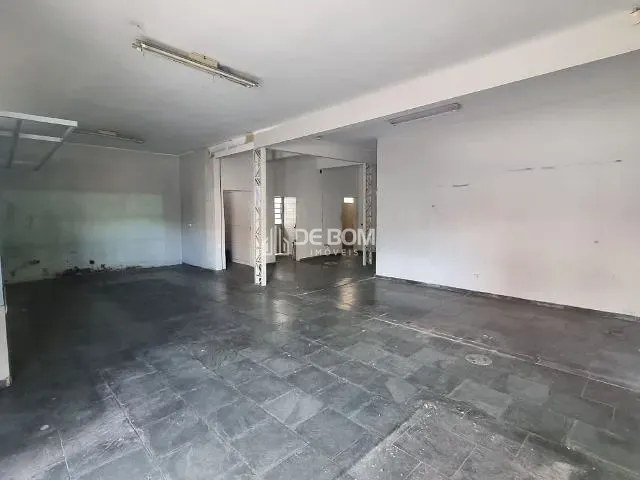Ponto com 132m², para alugar, no bairro Centro em Poços de Caldas