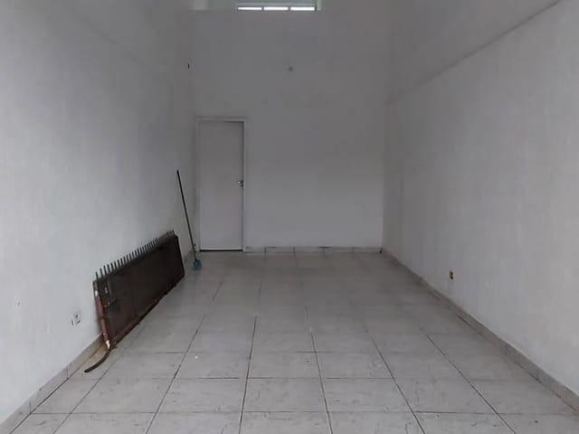 Ponto para alugar, no bairro Sítio do Piqueri em São Paulo
