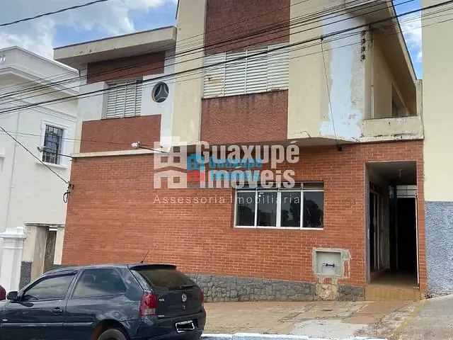 Ponto com 200m² 19 quartos e 12 banheiros, para alugar, no bairro CENTRO em GUAXUPÉ