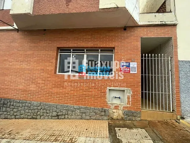 Ponto com 200m² 19 quartos e 12 banheiros, para alugar, no bairro CENTRO em GUAXUPÉ