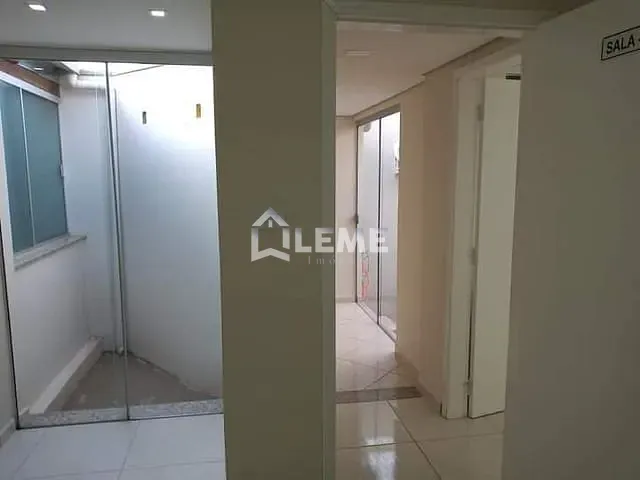 Ponto com 250m², à venda, no bairro Centro em Vargem Grande do Sul