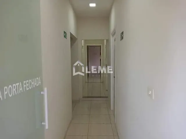Ponto com 250m², à venda, no bairro Centro em Vargem Grande do Sul