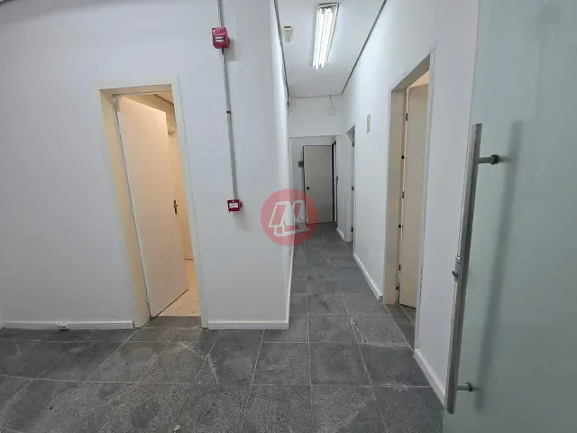 Prédio com 395m², para alugar, no bairro Centro Histórico em Porto Alegre
