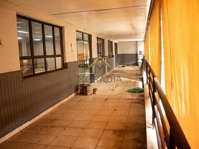 Ponto com 700m², para alugar, no bairro Centro em Guaxupé