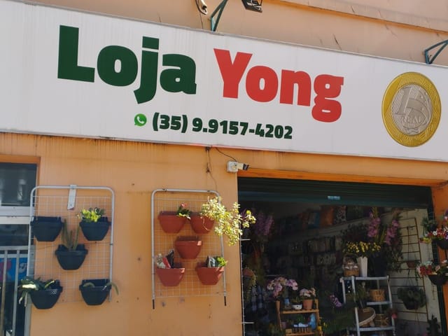 Ponto com 616m², à venda, no bairro Centro em Cambuí