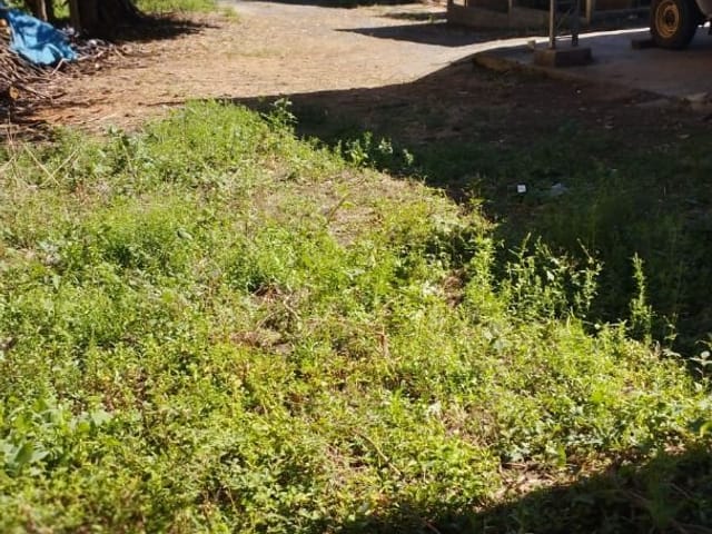 Ponto com 616m², à venda, no bairro Centro em Cambuí