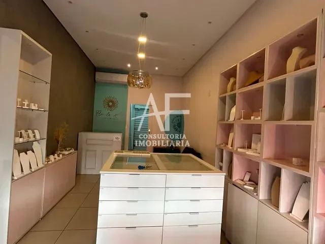 Ponto para alugar, no bairro Centro em Taubaté