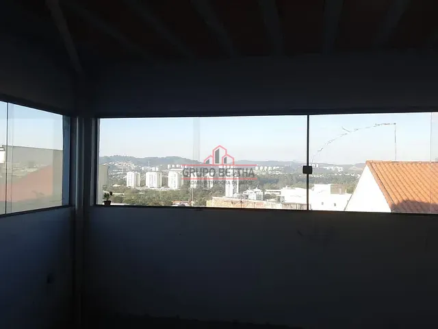 Ponto com 125m², para alugar, no bairro Jardim Graziela em Barueri