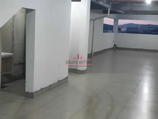 Ponto com 125m², para alugar, no bairro Jardim Graziela em Barueri