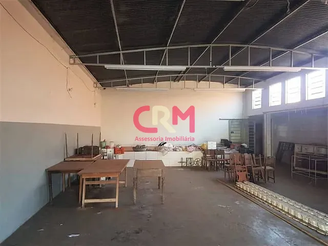 Ponto com 2884m², à venda, no bairro Jardim Sesquicentenario em Taquaritinga