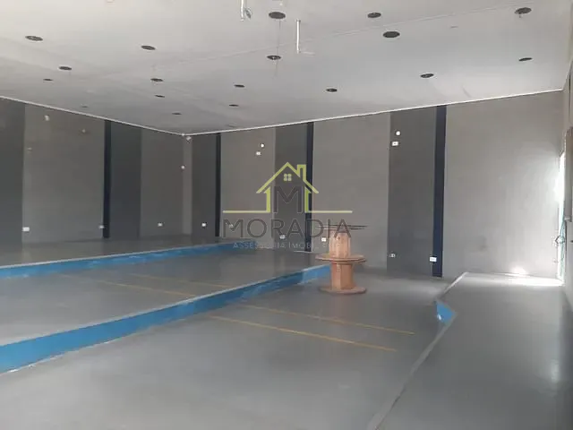 Ponto com 407m², para alugar, no bairro Centro em Guaxupé