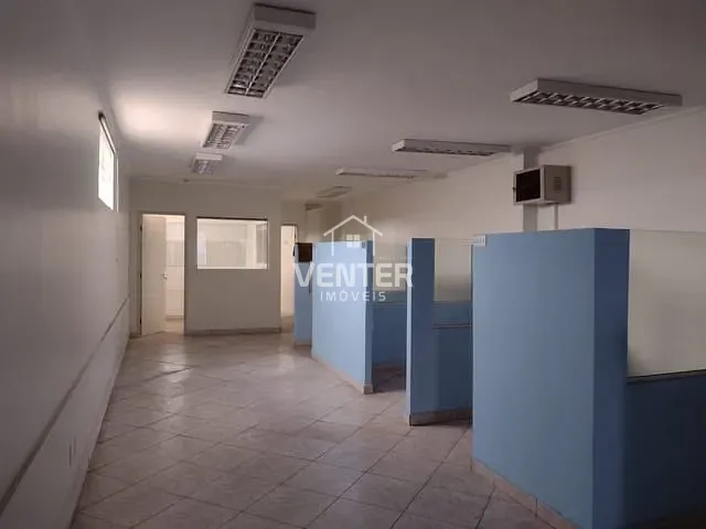 Ponto com 160m², para alugar, no bairro Centro em Taubaté