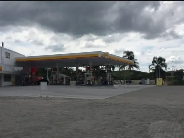 Ponto com 3733m², à venda, no bairro Bandeira Branca em Jacareí