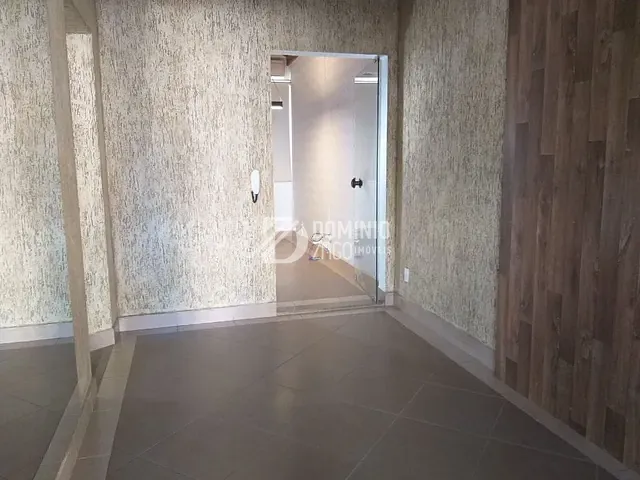 Ponto com 406m², para alugar, no bairro São Benedito em Uberaba
