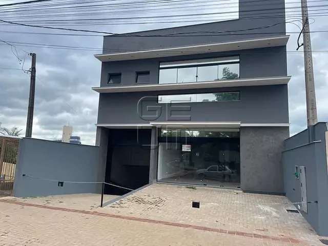 Ponto com 750m², para alugar, no bairro Ipanema em Londrina