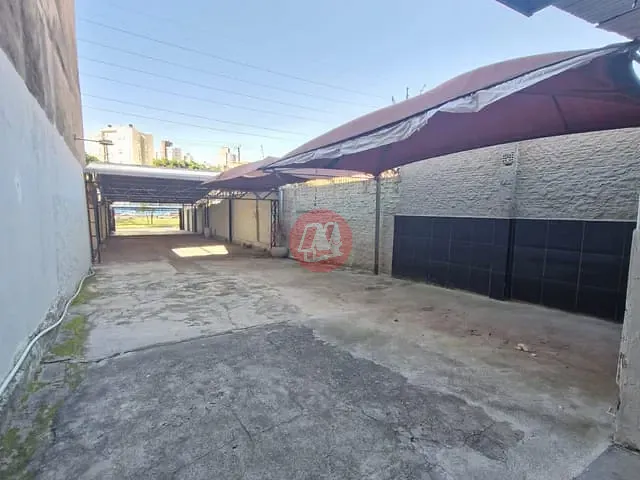 Terreno com 323m², para alugar, no bairro Partenon em Porto Alegre