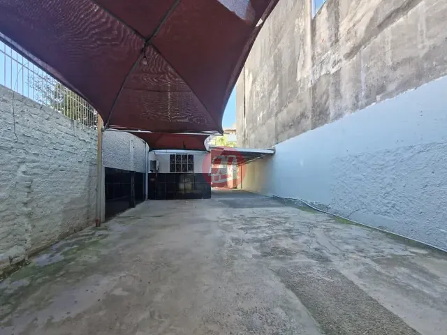 Terreno com 323m², para alugar, no bairro Partenon em Porto Alegre