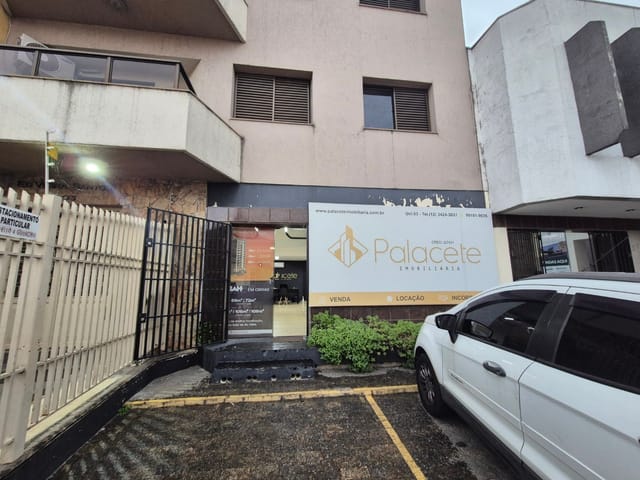 Ponto com 200m², à venda ou para alugar, no bairro Centro em Taubaté