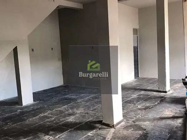 Ponto com 70m², para alugar, no bairro Santa Filomena em Lavras