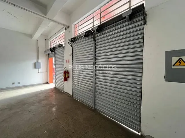 Ponto com 187m², à venda ou para alugar, no bairro Centro em Votorantim