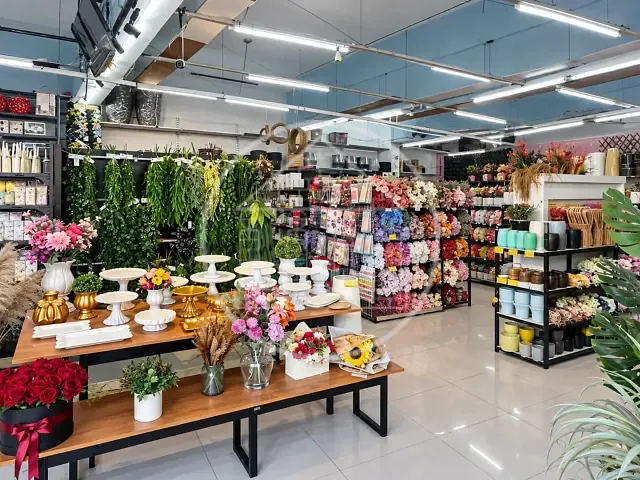Ponto com 390m², à venda ou para alugar, no bairro Santo Amaro em São Paulo