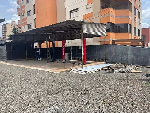 Ponto com 580m², para alugar, no bairro Centro em Londrina