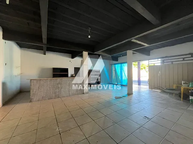 Ponto para alugar, no bairro Santa Tereza em Araçuaí