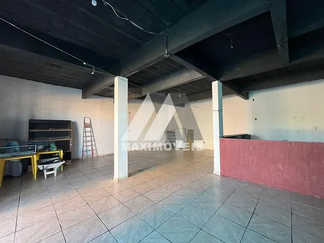 Ponto para alugar, no bairro Santa Tereza em Araçuaí