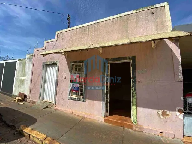 Ponto com 150m², à venda, no bairro Centro em Ituverava