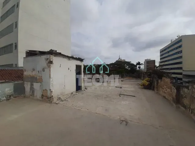 Ponto com 520m², para alugar, no bairro Centro em Taubaté