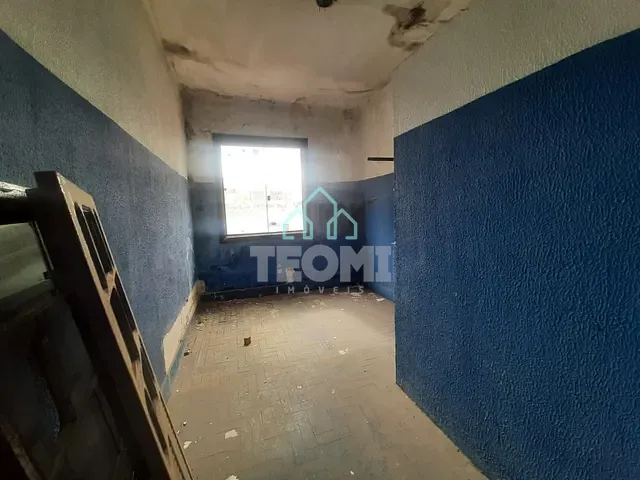 Ponto com 520m², para alugar, no bairro Centro em Taubaté