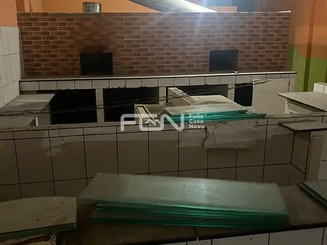 Ponto com 300m², para alugar, no bairro Mangueiral em Camaçari