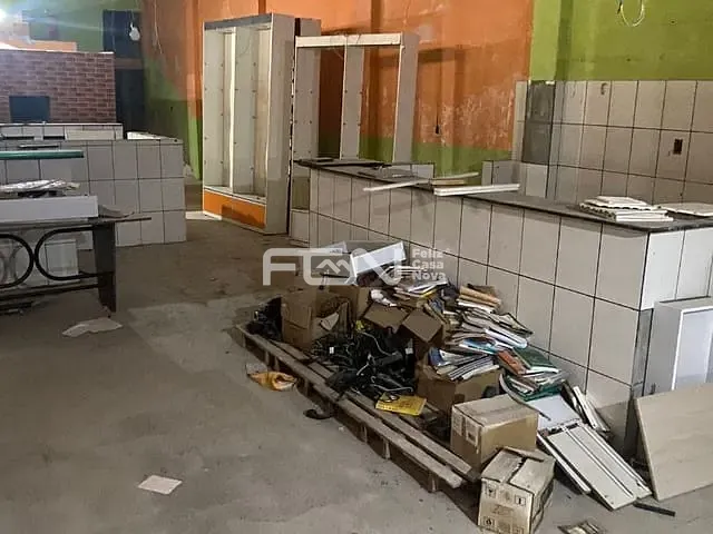 Ponto com 300m², para alugar, no bairro Mangueiral em Camaçari