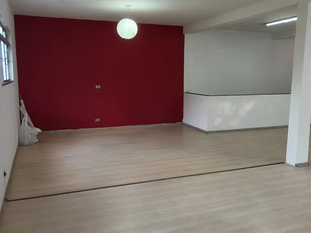 Ponto para alugar, no bairro Vila Nivi em São Paulo