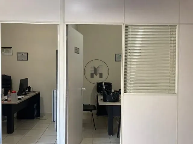 Ponto com 132m², à venda, no bairro Vila Comendador Rodrigues Alves em Guaratinguetá