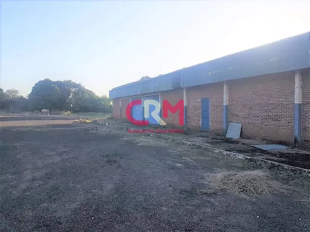 Ponto com 8765m², à venda, no bairro Vila Rosa em Taquaritinga