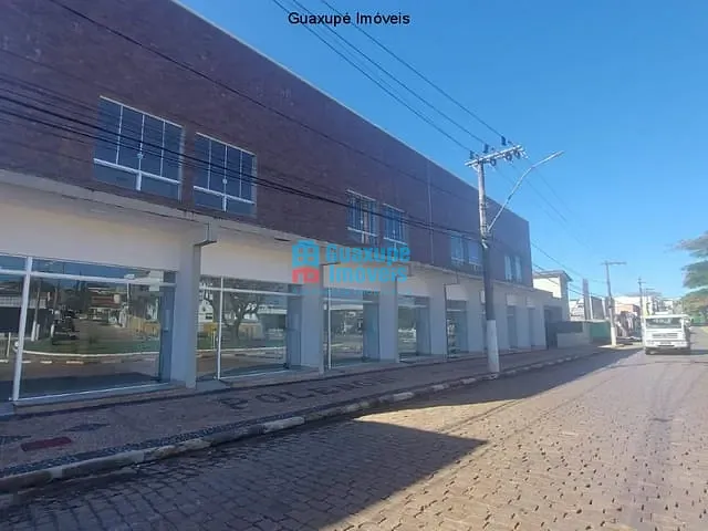 Ponto com 185m², para alugar, no bairro Centro em Guaxupé