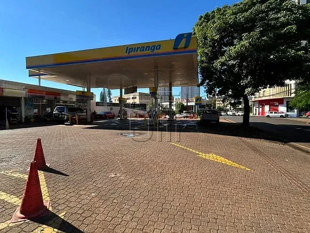 Ponto com 1356m², à venda, no bairro Centro em Londrina