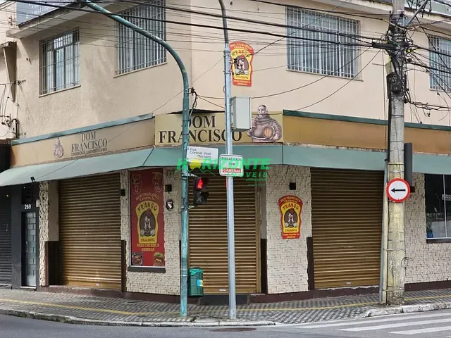 Ponto com 160m², para alugar, no bairro Centro em São José dos Campos
