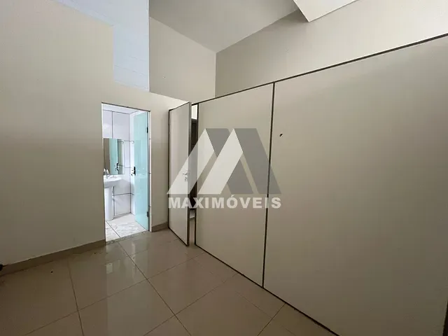 Ponto para alugar, no bairro Vila Magnólia em Araçuaí