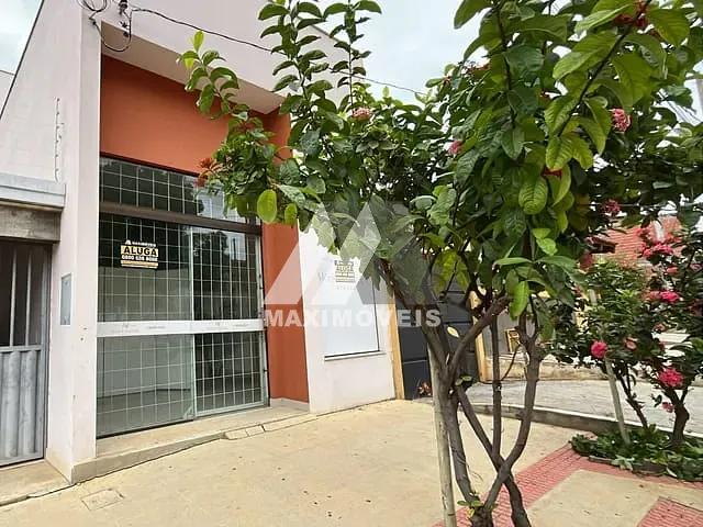 Ponto para alugar, no bairro Vila Magnólia em Araçuaí