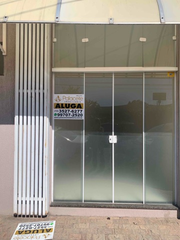 Ponto com 130m², para alugar, no bairro Parque São Benedito em Pindamonhangaba