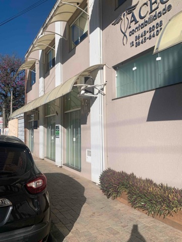 Ponto com 130m², para alugar, no bairro Parque São Benedito em Pindamonhangaba