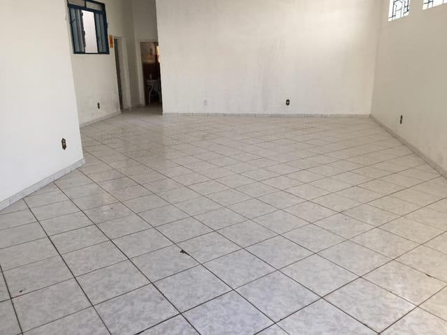 Foto do Ponto - Ponto  comercial para locação, Conjunto Sete Colinas, Uberaba. | ZUCATO IMOBILIARIA LTDA