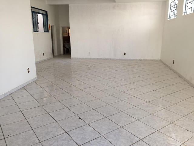 Foto do Ponto - Ponto  comercial para locação, Conjunto Sete Colinas, Uberaba. | ZUCATO IMOBILIARIA LTDA