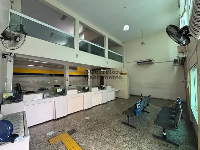 Ponto com 450m², para alugar, no bairro Jardim Esper em Jacareí