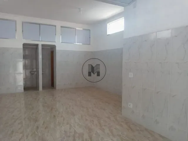 Ponto com 25m², para alugar, no bairro São Dimas em Guaratinguetá
